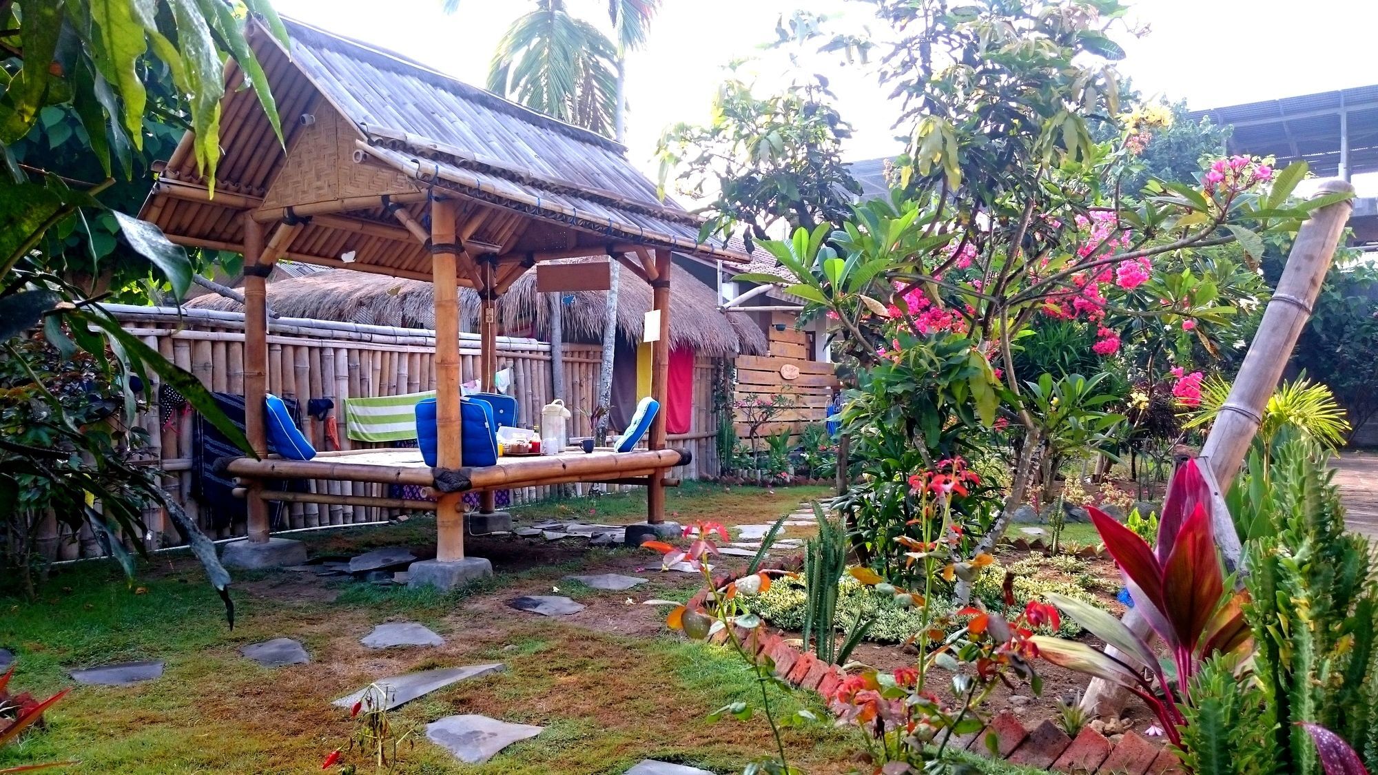 Same Same Bungalows Kuta  エクステリア 写真